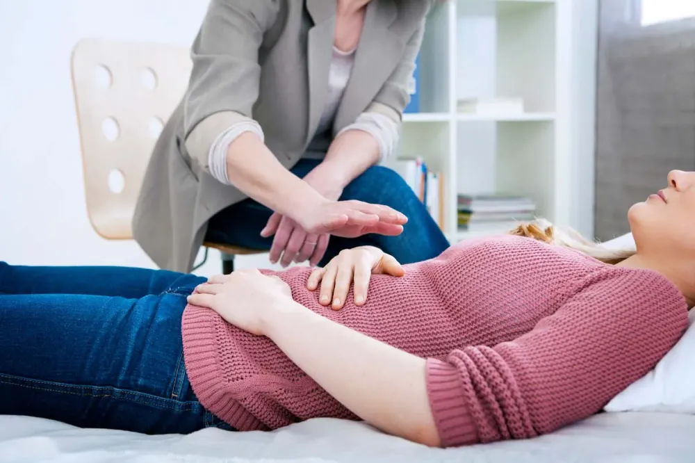 Hypnothérapeute à Montélier